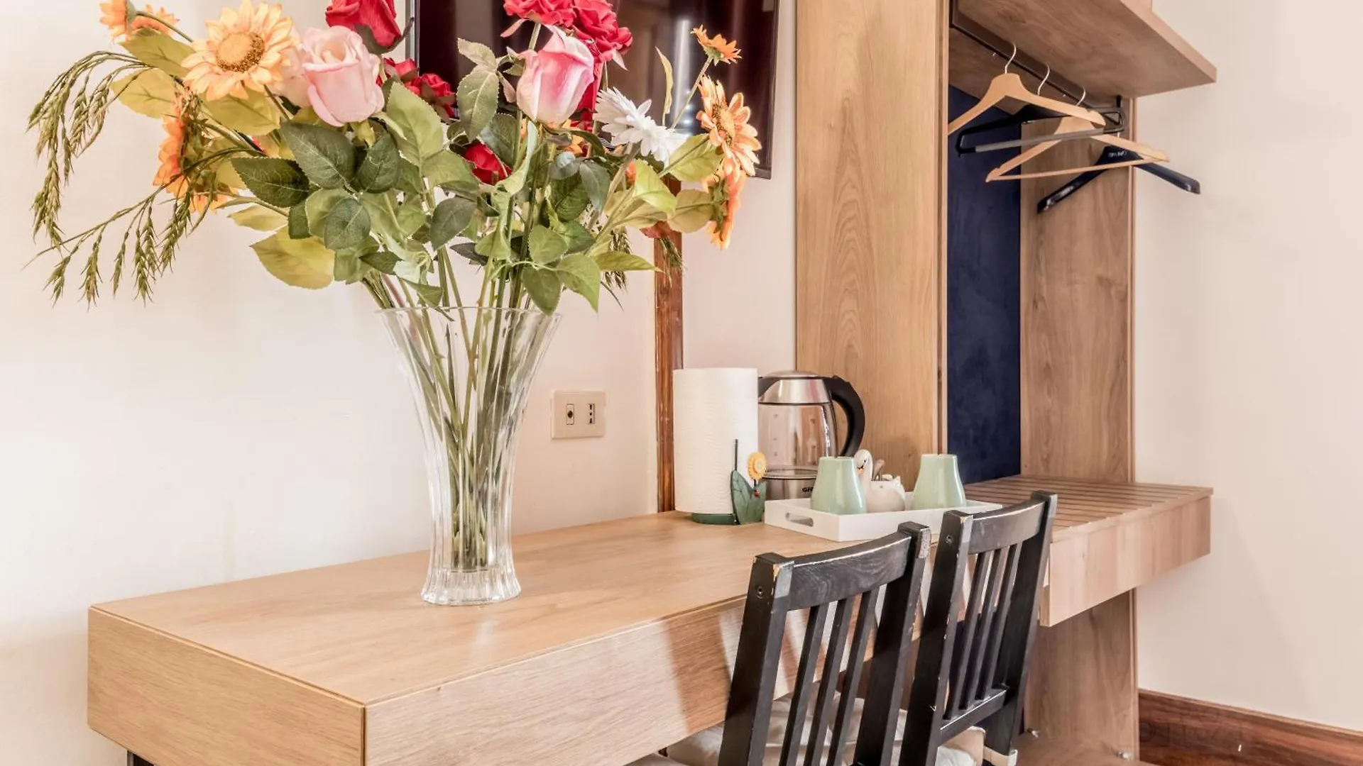 Ariana Luxury Guest House 로마